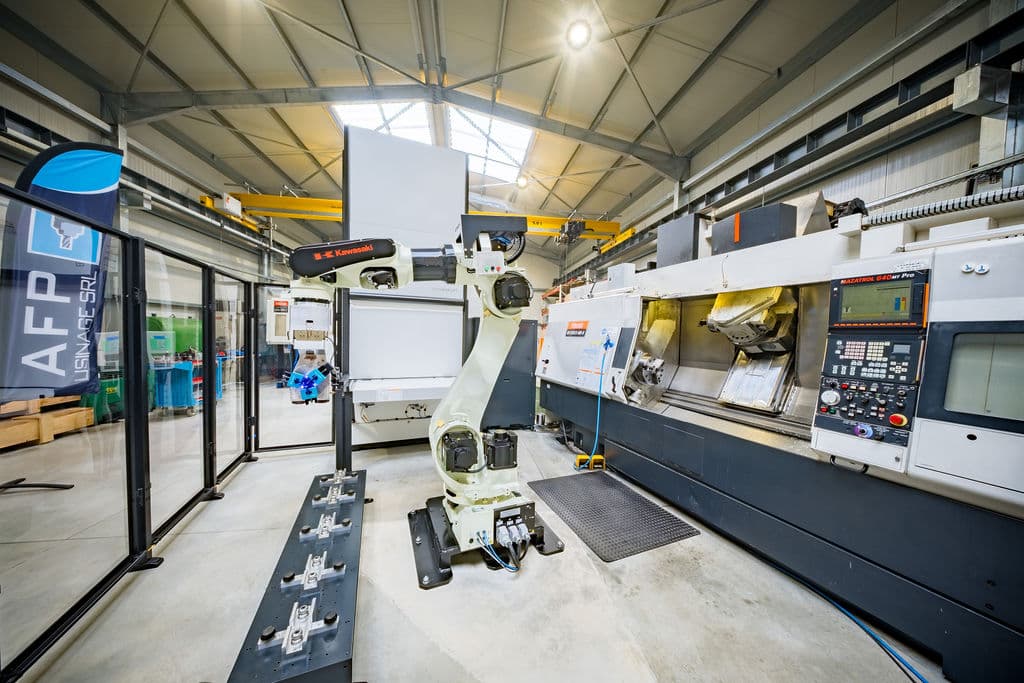 The robotic cell at AFP Usinage — where Servo-Flex began